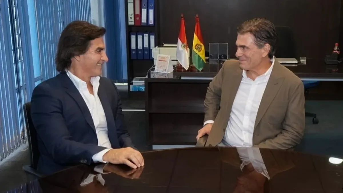 PRIMER ENCUENTRO ENTRE PRESIDENTE PAZ Y ALCALDE CRUCEÑO ELECTO MAMÉN SAAVEDRA