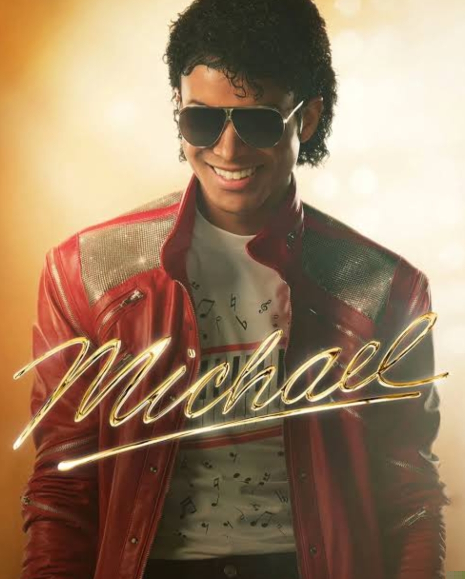 "MICHAEL" CONTINÚA HACIENDO HISTORIA